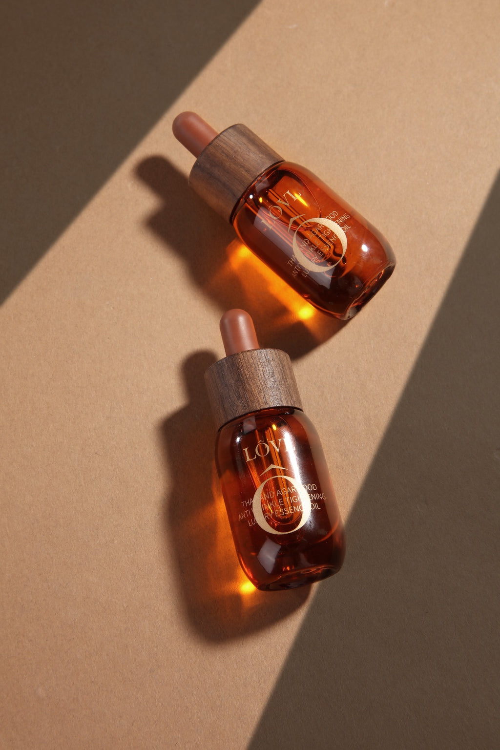 THAILAND AGARWOOD ANTI WRINKLE TIGHTENING LUXURY ESSENCE OIL